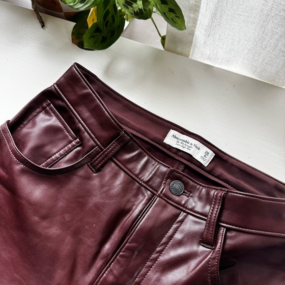 Abercrombie Vegan Leather Pants - Picture 3 of 6